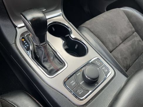 Used 2020 Jeep Grand Cherokee Trailhawk AWD/4WD image 23