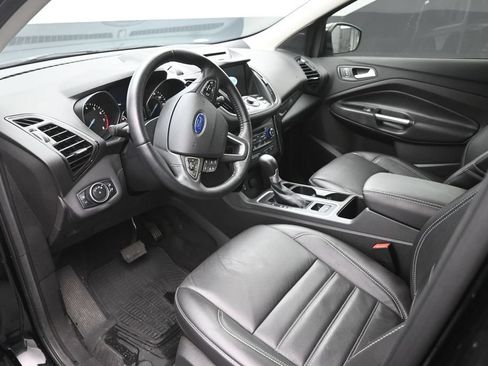 Used 2017 Ford Escape Titanium FWD image 19