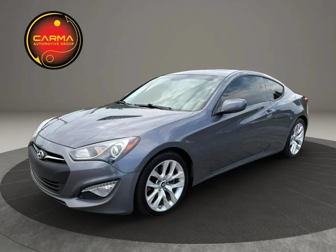 Used 2013 Hyundai Genesis 2.0T RWD image 1