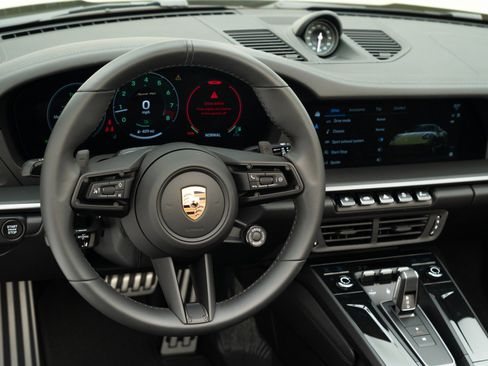 Certified 2026 Porsche 911 GTS image 25