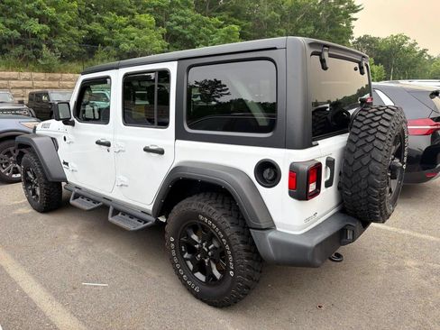 Used 2021 Jeep Wrangler Unlimited Sport AWD/4WD image 2