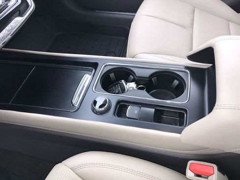 Used 2024 Lincoln Corsair Reserve w/ Equipment Group 201A image 21