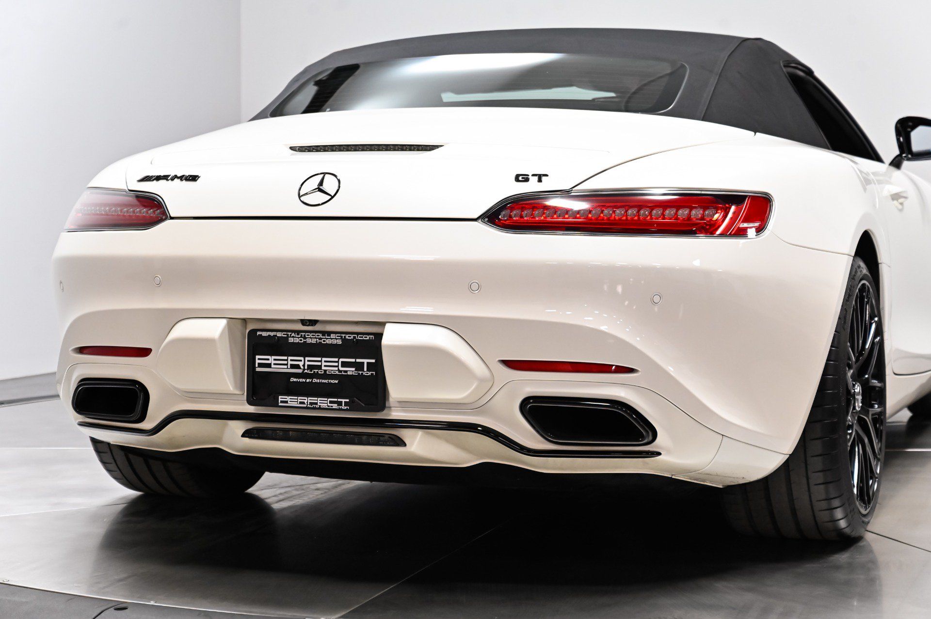 Used 2018 Mercedes-Benz AMG GT Roadster image 50