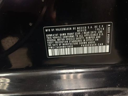 Used 2017 Volkswagen Golf SEL FWD image 24