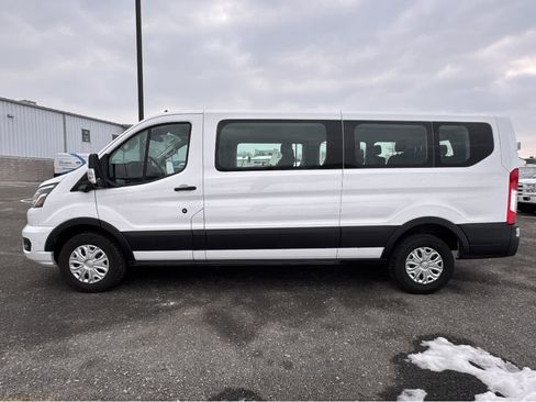 Used 2023 Ford Transit 350 XLT image 13