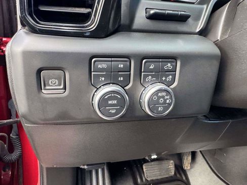 Used 2023 GMC Sierra 1500 AT4 w/ AT4 Premium Package image 27