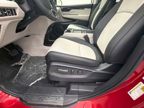 New 2026 Honda Odyssey Elite image 10
