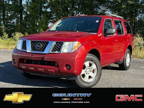 Used 2006 Nissan Pathfinder S image 1