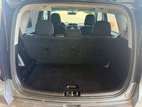 Used 2019 Kia Soul FWD image 24