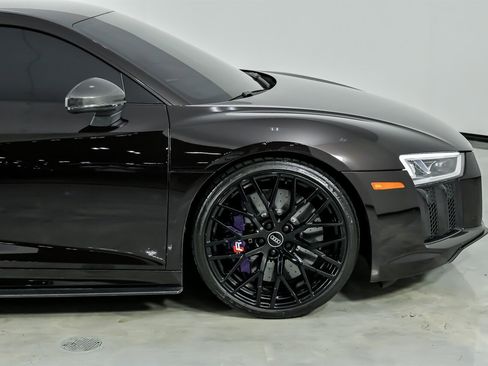 Used 2017 Audi R8 V10 plus image 15