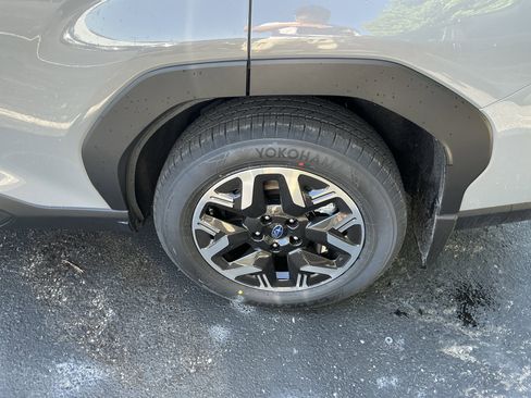 New 2026 Subaru Forester Premium AWD/4WD image 8