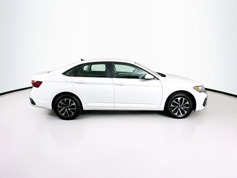 Used 2024 Volkswagen Jetta S image 10