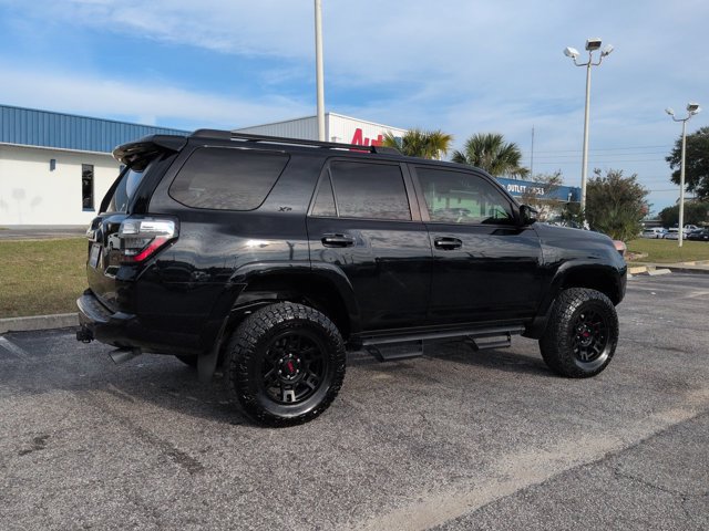 Used 2022 Toyota 4Runner SR5 Premium w/ Moonroof Package AWD/4WD image 3