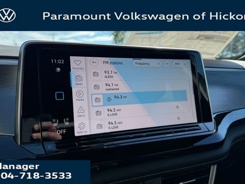 New 2026 Volkswagen Atlas Cross Sport SE AWD/4WD image 9