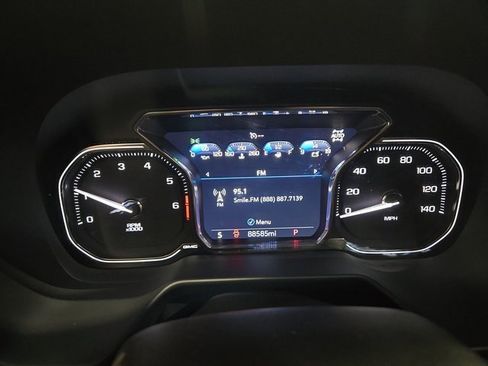 Used 2021 GMC Yukon XL AT4 w/ Technology Package image 23