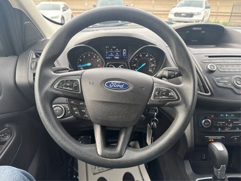 Used 2017 Ford Escape SE AWD/4WD image 27