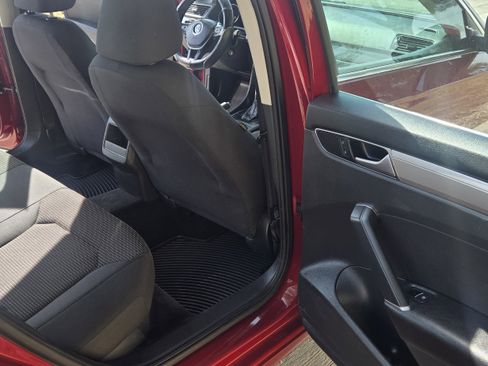 Used 2016 Volkswagen Passat 1.8T S image 21