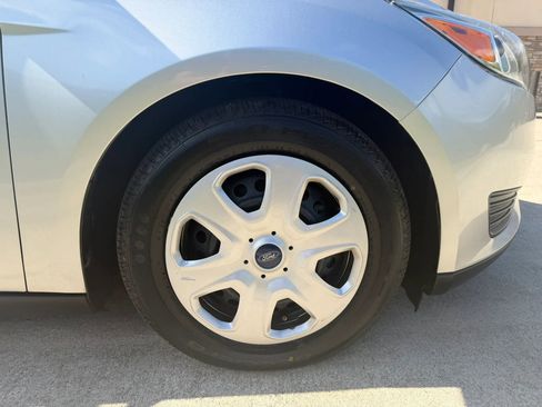 Used 2016 Ford Focus S FWD image 33