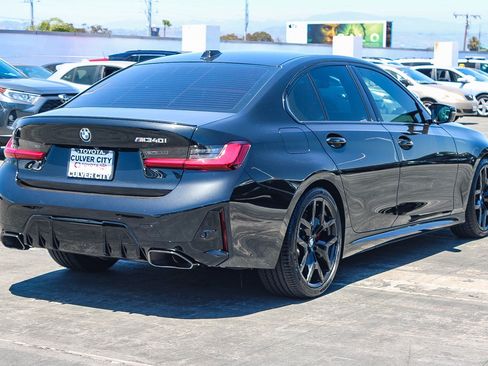 Used 2025 BMW M340i w/ Premium Package RWD image 9