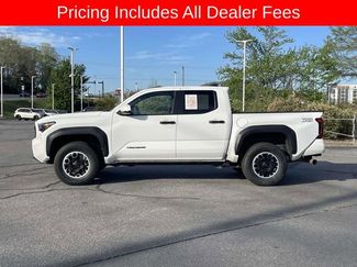 Used 2024 Toyota Tacoma TRD Off-Road AWD/4WD video 2