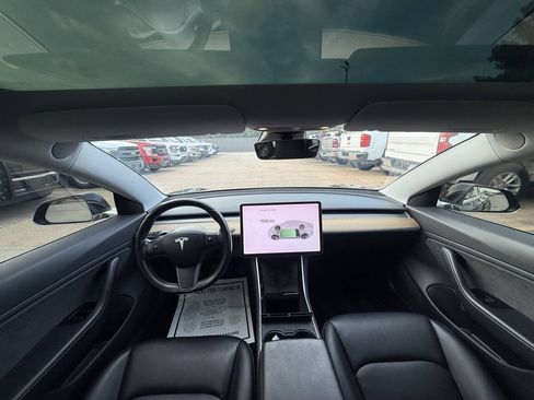 Used 2018 Tesla Model 3 Long Range RWD image 18