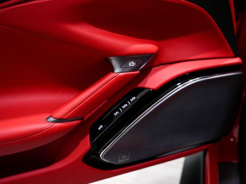 Used 2023 Ferrari Roma image 38