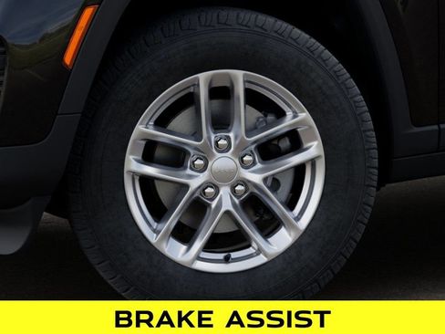 New 2025 Jeep Grand Cherokee Laredo X w/ Luxury Tech Group I image 8