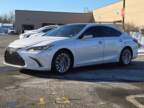 Certified 2019 Lexus ES 350 Luxury image 3