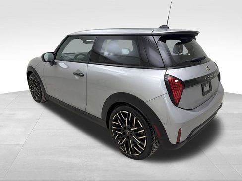 Certified 2025 MINI Cooper S image 7