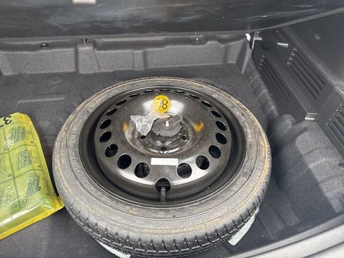 Used 2021 Chevrolet TrailBlazer RS image 43