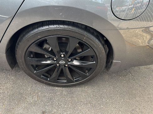 Used 2023 Nissan Maxima SR w/ Sport Mat Group FWD image 21