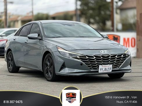 Used 2023 Hyundai Elantra Blue FWD image 1