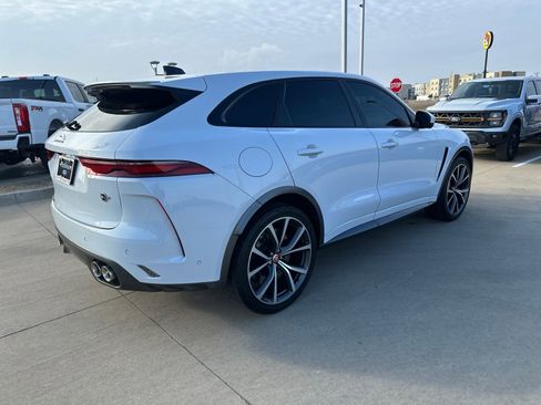 Used 2021 Jaguar F-PACE SVR image 5