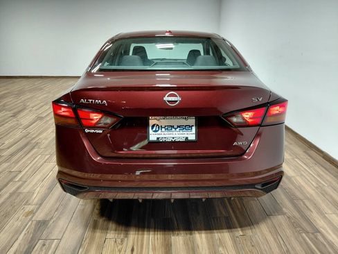 Used 2024 Nissan Altima 2.5 SV AWD/4WD image 20