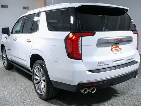 Used 2023 GMC Yukon Denali w/ Denali Reserve Package AWD/4WD image 8