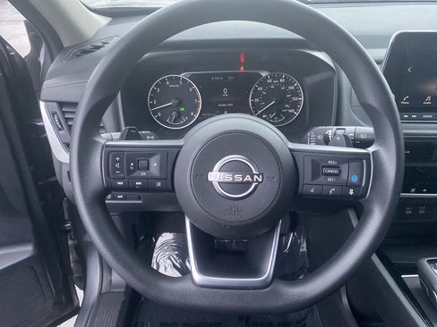 Certified 2024 Nissan Rogue SV image 15