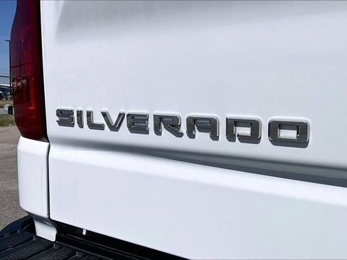 Used 2025 Chevrolet Silverado 1500 RST AWD/4WD image 43