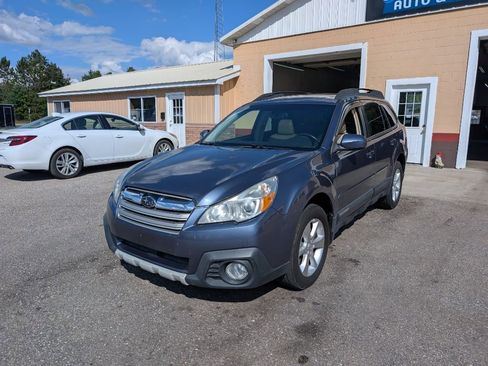 Used 2013 Subaru Outback 2.5i Limited w/ Moonroof Pkg image 1