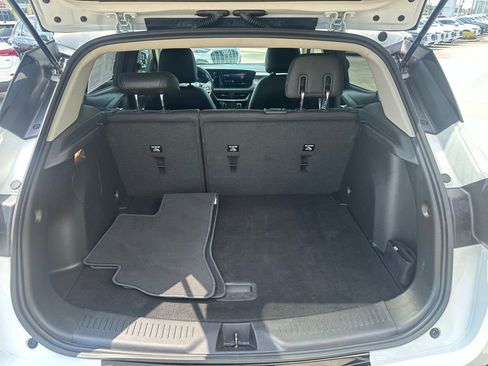 Used 2024 Buick Encore GX Sport Touring image 23