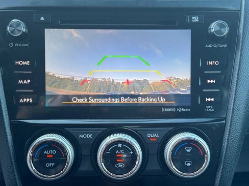 Used 2018 Subaru Forester 2.5i Touring AWD/4WD image 29