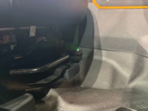 Used 2021 Ford Bronco Badlands image 46