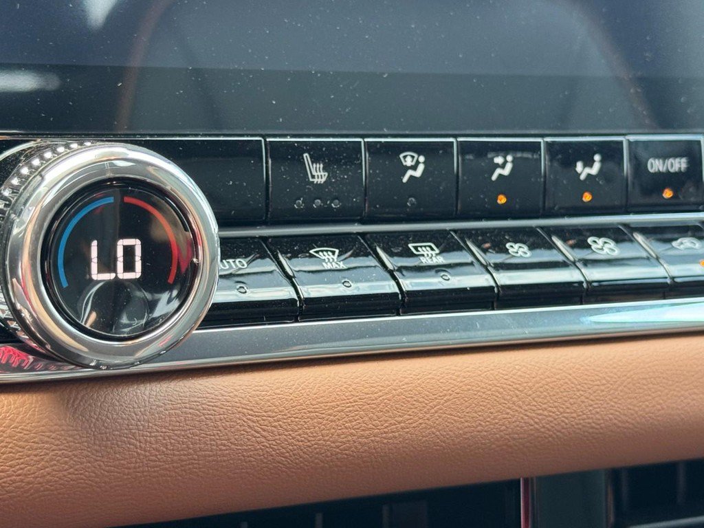 New 2026 GMC Canyon AT4 AWD/4WD image 17