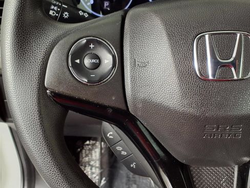 Used 2018 Honda HR-V LX image 25