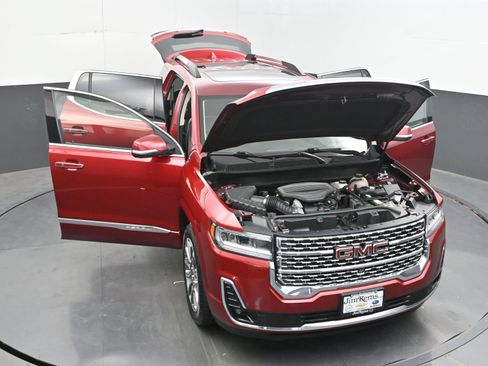 Used 2022 GMC Acadia Denali w/ Denali Ultimate Package AWD/4WD image 39