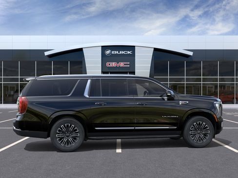New 2026 GMC Yukon XL Elevation w/ Elevation Premium Package AWD/4WD image 29