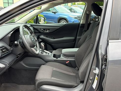 Used 2024 Subaru Outback Premium AWD/4WD image 9