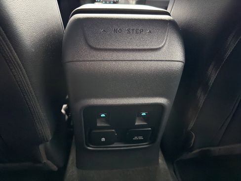 Used 2023 Ford Bronco Outer Banks image 31