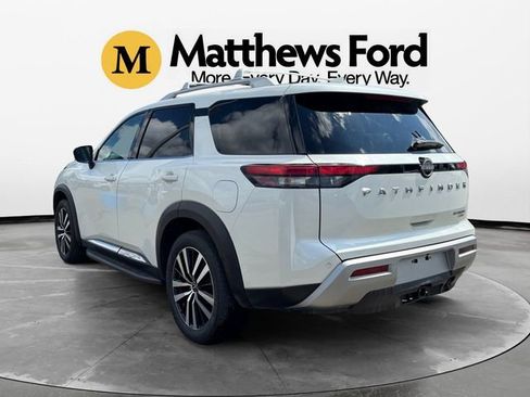 Used 2023 Nissan Pathfinder Platinum w/ Lighting Package (N93) AWD/4WD image 3