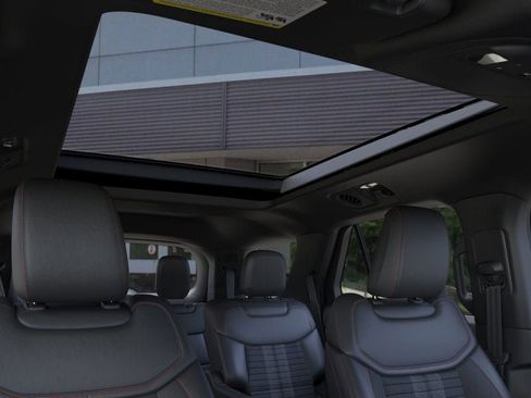 Used 2026 Ford Explorer ST-Line w/ ST-Line Street Pack image 22