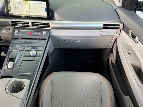 Used 2019 Hyundai Nexo Limited image 30